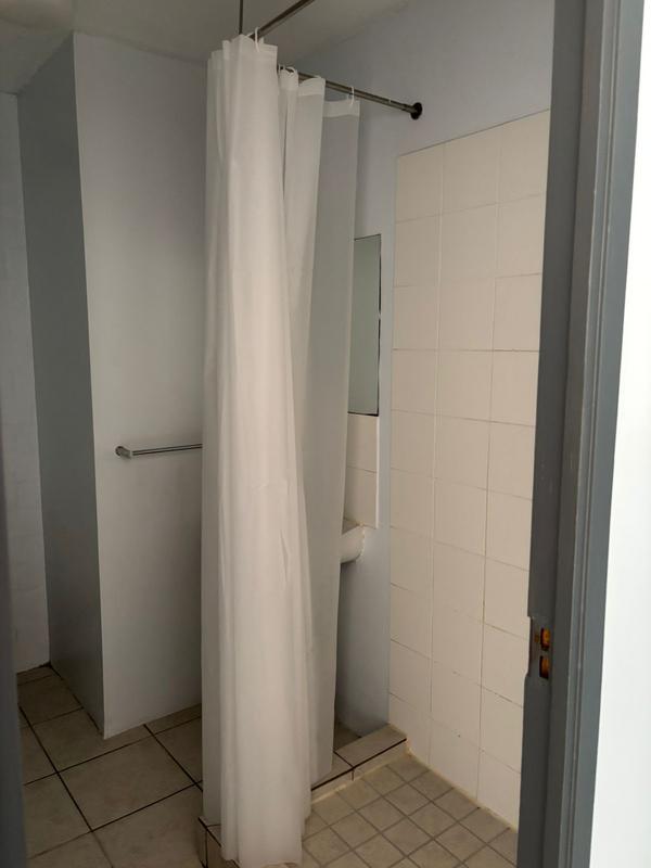 To Let 1 Bedroom Property for Rent in Wynberg Western Cape